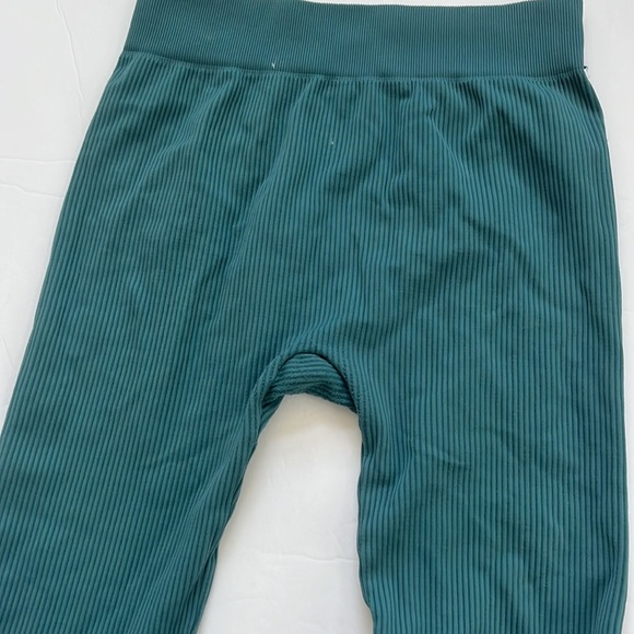 Spiritual Gangster Seamless Legging Blue size Medium/Large - Picture 6 of 9